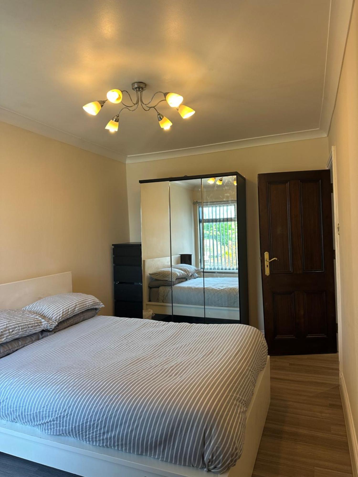 Leavesden - - Cosy - Harry Potter Holiday home