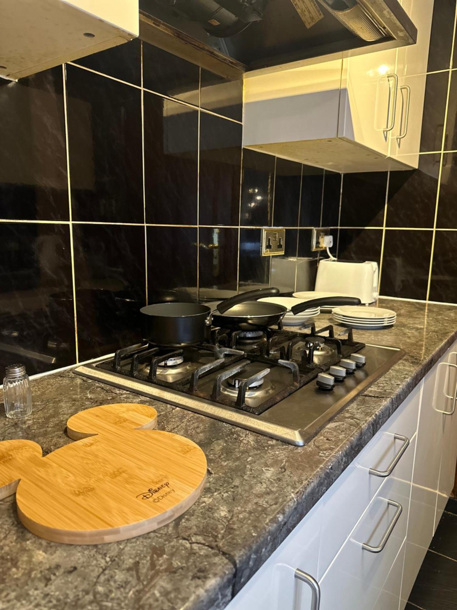 Leavesden - - Cosy - Harry Potter * Watford (Hertfordshire)